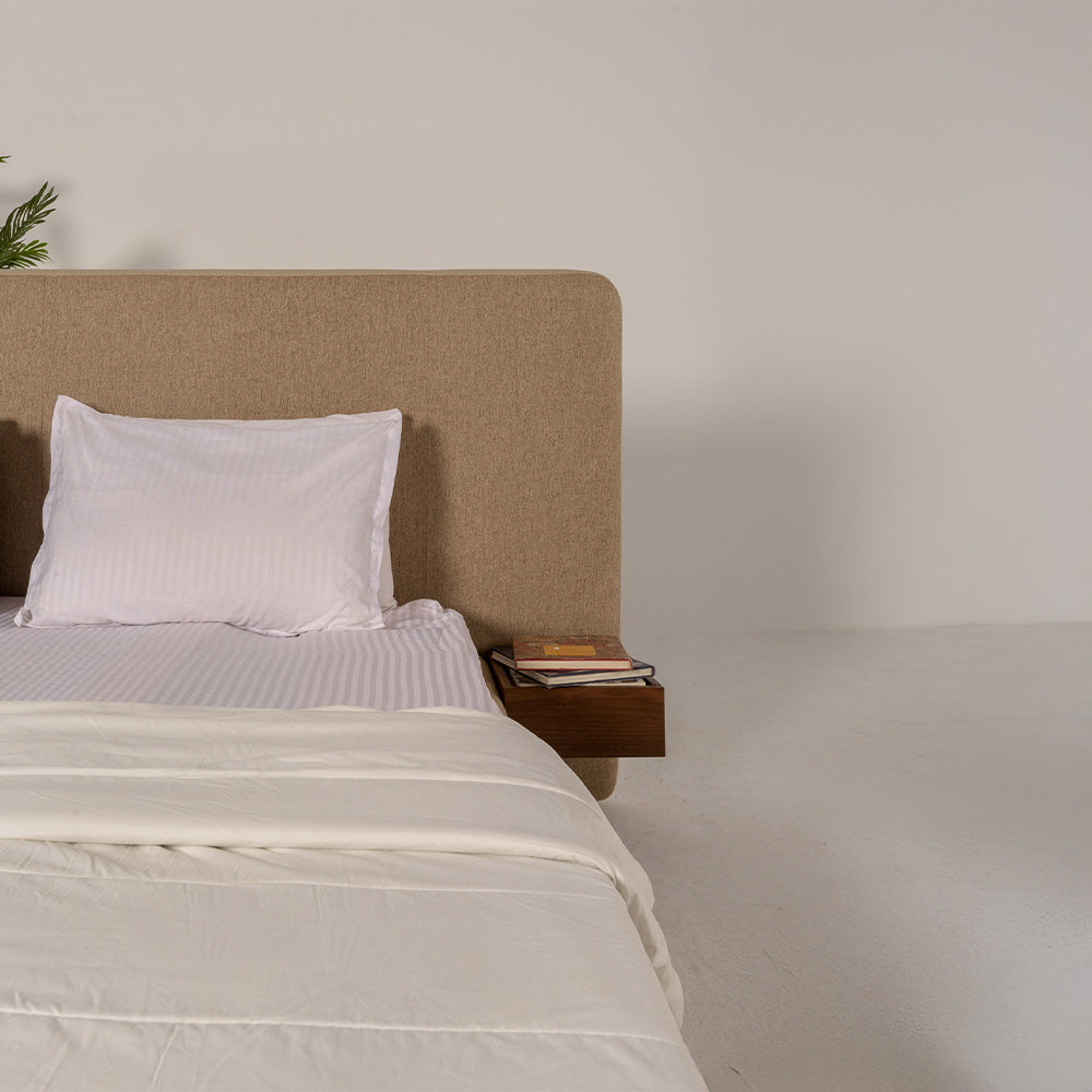 Cozy Nook Bed