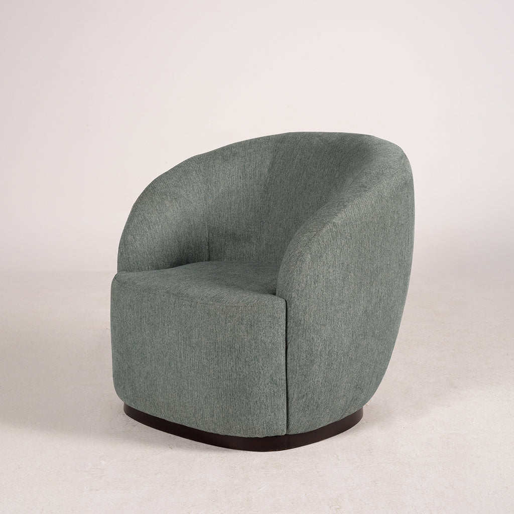 The Valente Chair