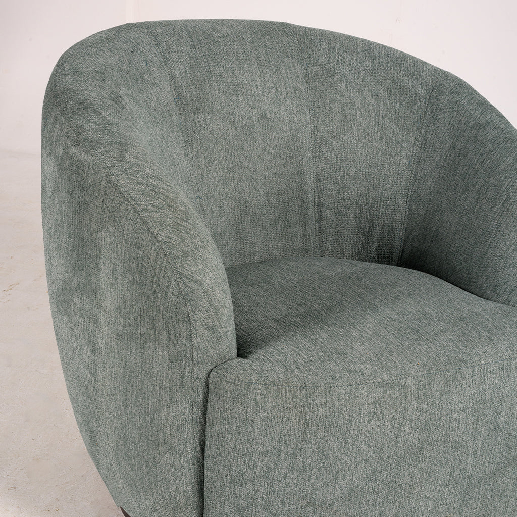 The Valente Chair